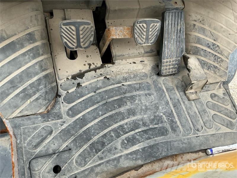 TCM Pro G25 3700 lb Cushion Tire Forklift Šakiniai krautuvai - Kita