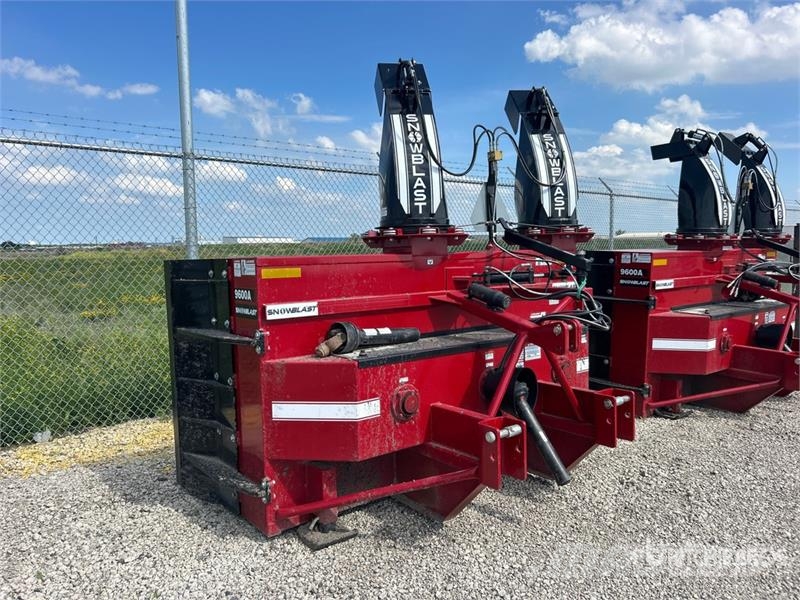 Teamco Snowblast 9600A 10 ft Snow Blower Снігомітли