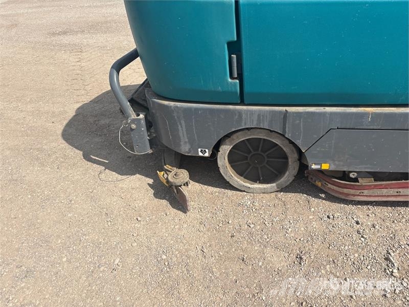 Tennant T17 Ride-On Electric Floor Scrubber Ďalšie prívesy