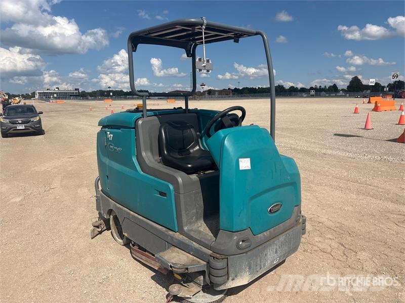 Tennant T17 Ride-On Electric Floor Scrubber Ďalšie prívesy