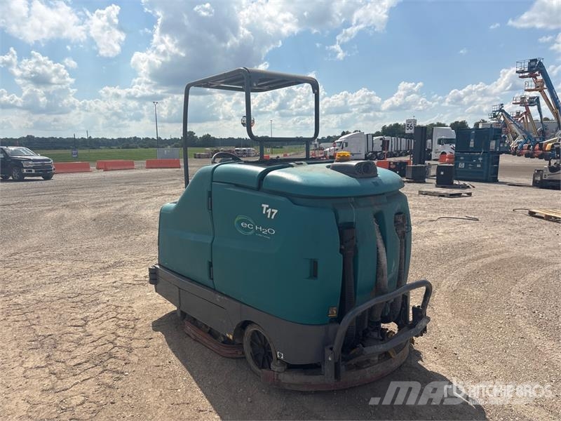 Tennant T17 Ride-On Electric Floor Scrubber Ďalšie prívesy