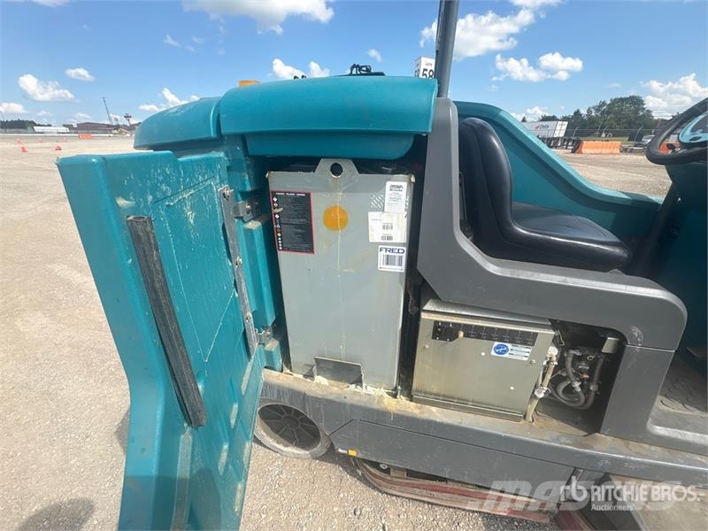 Tennant T17 Ride-On Electric Floor Scrubber Ďalšie prívesy