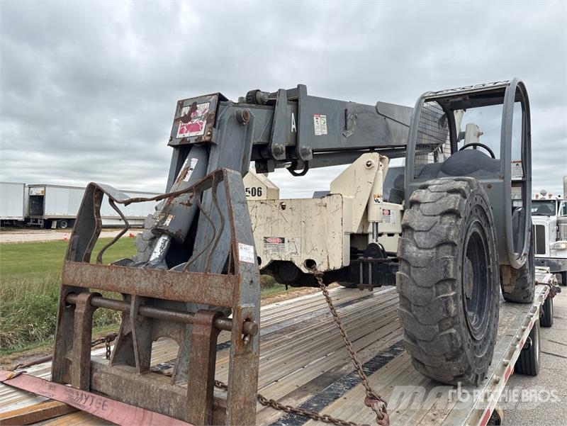 Terex TH842C Teleskopski viličarji