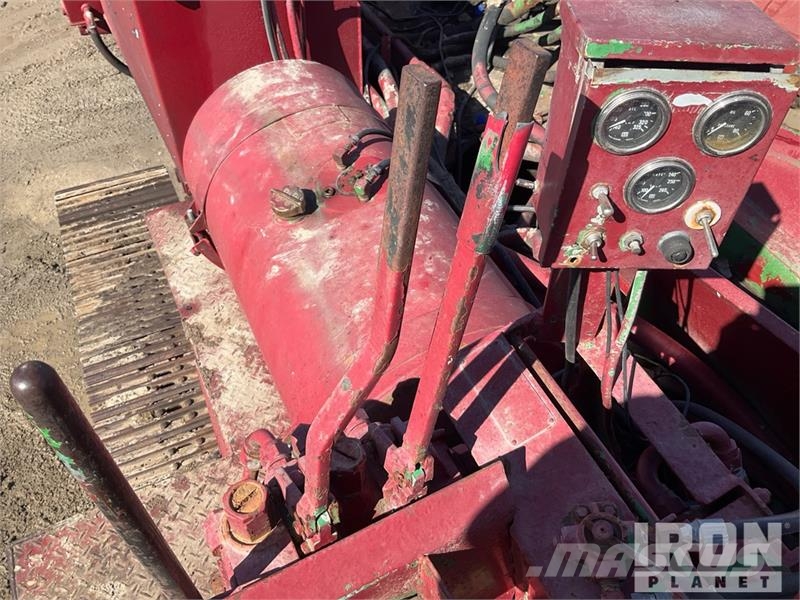  Texoma 700T Foundation Drill Celtniecības urbji