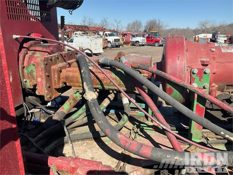  Texoma 700T Foundation Drill Celtniecības urbji