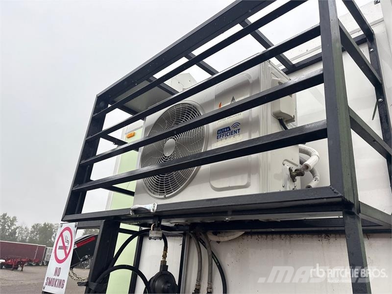 The Fud 26 ft T/A Food Concession Trailer Muud haagised