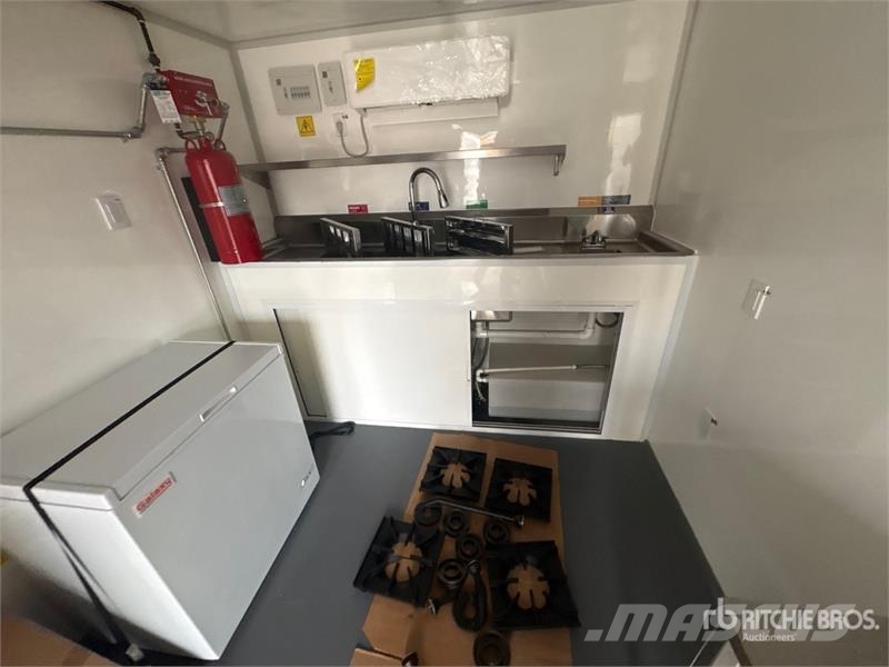 The Fud 26 ft T/A Food Concession Trailer Muud haagised