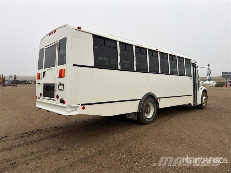 Thomas Saf-T-Liner C2 4x2 28-Seat Transit Bus Minibusse