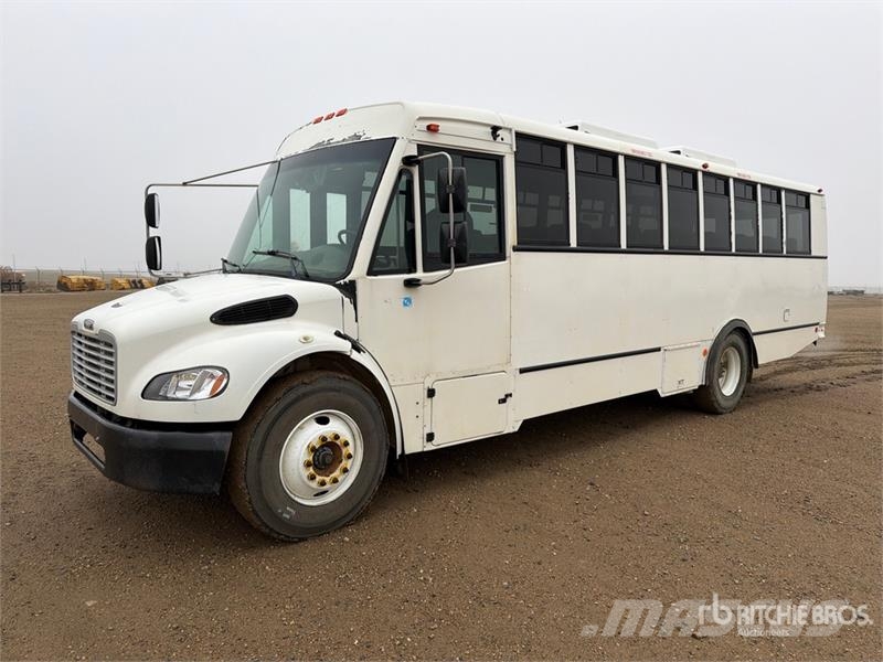 Thomas Saf-T-Liner C2 4x2 28-Seat Transit Bus Minibusse