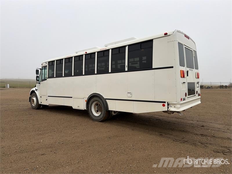 Thomas Saf-T-Liner C2 4x2 28-Seat Transit Bus Minibusse
