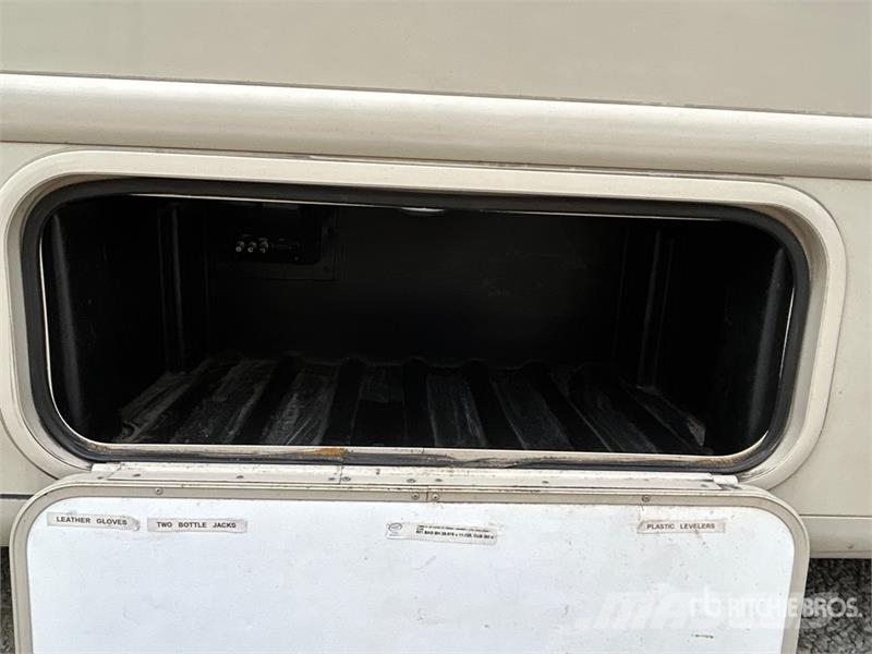 Thor Vegas 0252 Motor Home Rulote si caravane