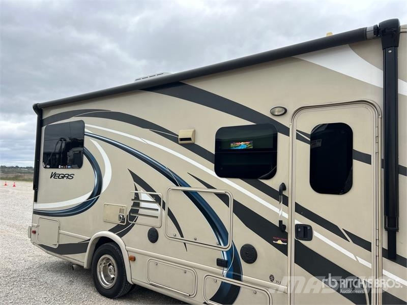 Thor Vegas 0252 Motor Home Rulote si caravane
