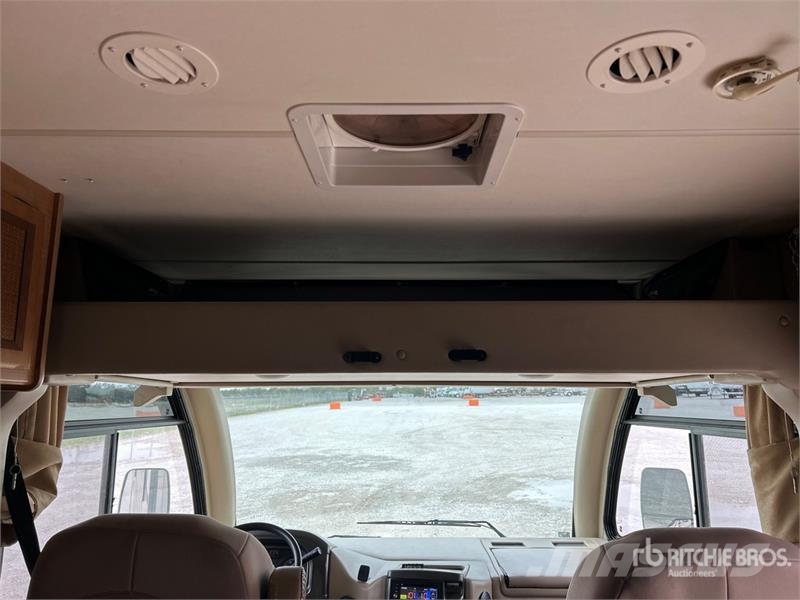Thor Vegas 0252 Motor Home Rulote si caravane