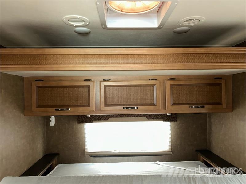 Thor Vegas 0252 Motor Home Rulote si caravane