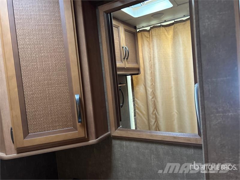 Thor Vegas 25.2 Motor Home Avtodomi in počitniške prikolice