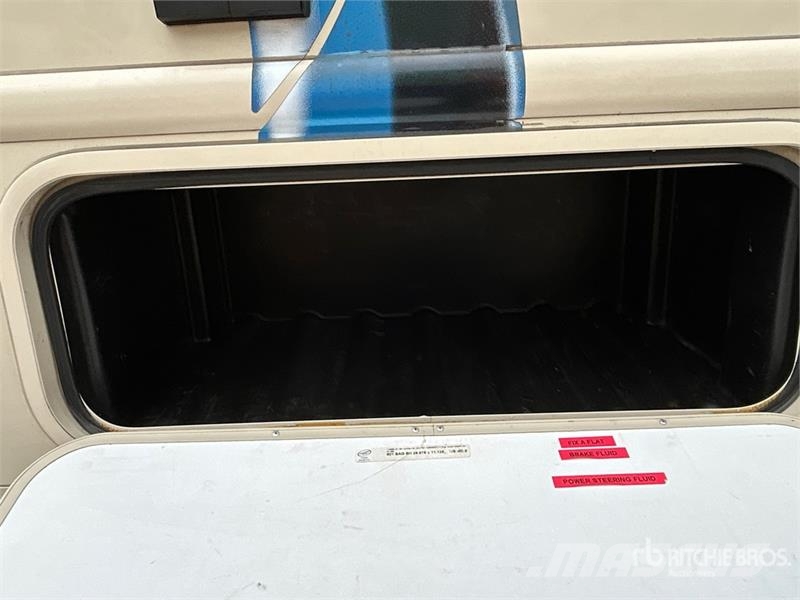 Thor Vegas 25.2 Motor Home Avtodomi in počitniške prikolice