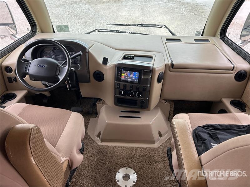 Thor Vegas 25.2 Motor Home Avtodomi in počitniške prikolice