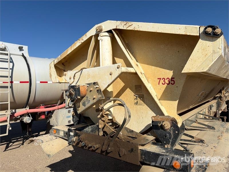 Thurston SS423 42 ft Tri/A Side Dump Trailer Przyczepy wywrotki