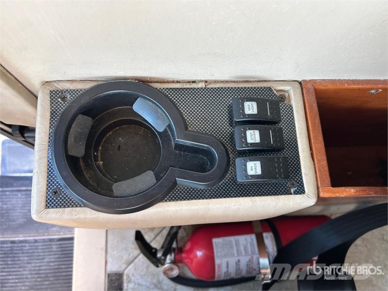 Tiffin Allegro Bus 40 QSP Motor Home 露營車和有篷卡車