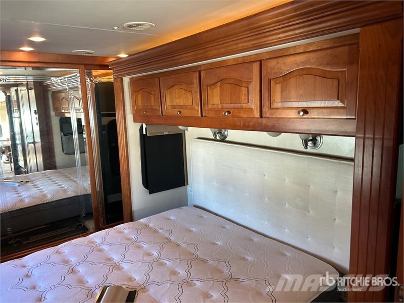 Tiffin Allegro Bus 40 QSP Motor Home 露營車和有篷卡車