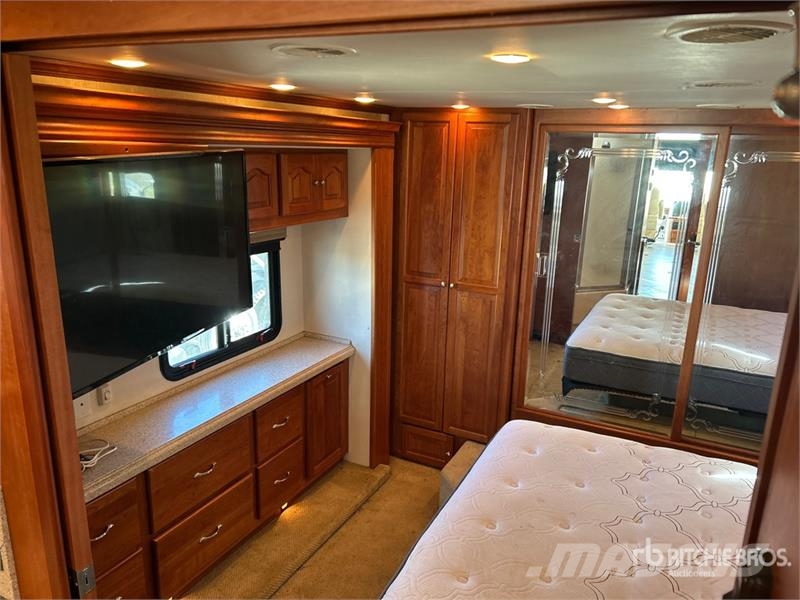 Tiffin Allegro Bus 40 QSP Motor Home 露營車和有篷卡車