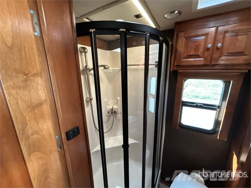 Tiffin Allegro Red 33AA Motor Home Motorhomes and caravans