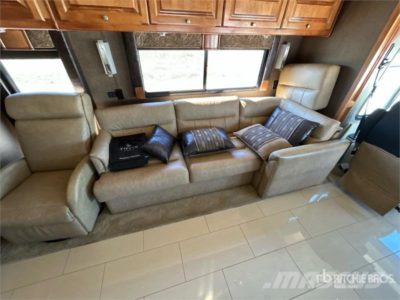 Tiffin Allegro Red 33AA Motor Home Motorhomes and caravans