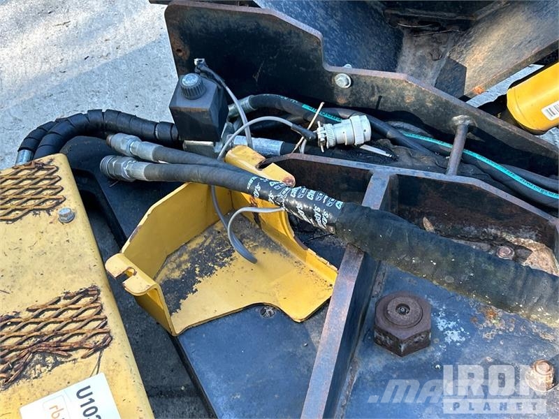  Timberline HT 22 in Skid Steer Tree Shear Shears