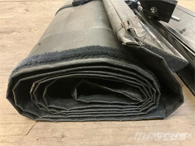 Tonneau Cover - Fits Truck 其他組件