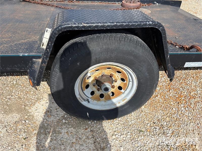 Top Hat 12 ft S/A Utility Trailer (Inoperable) مقطورات أخرى