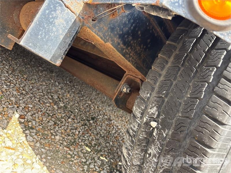 Top Hat 12 ft S/A Utility Trailer (Inoperable) مقطورات أخرى