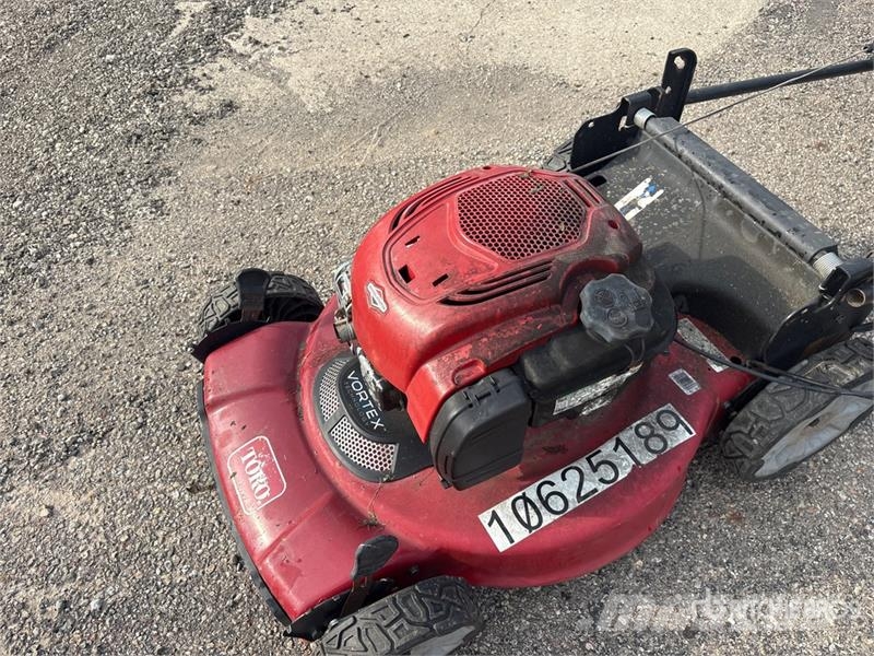 Toro 21465 Walk-Behind Lawn Mower Riding mowers
