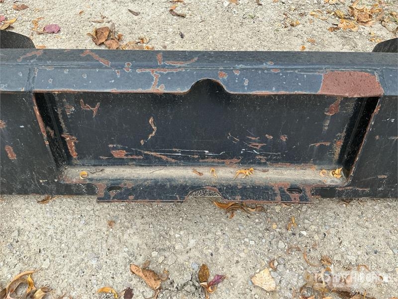 Toro 42 in Mini Skid Steer Bucket - Fits Toro TX1000 Godet