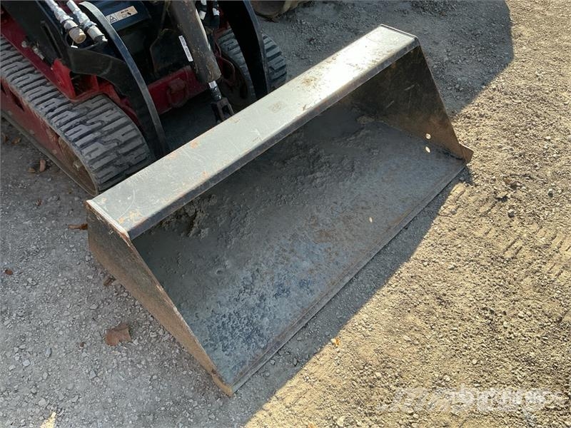 Toro Dingo TX 1000 Mini Compact Track Loader 스키드로더