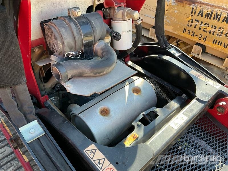 Toro Dingo TX 1000 Mini Compact Track Loader 스키드로더