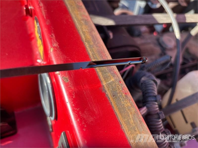 Toro Sneak Peak 360 4x4 Trencher Cable Plow Ostalo za građevinarstvo