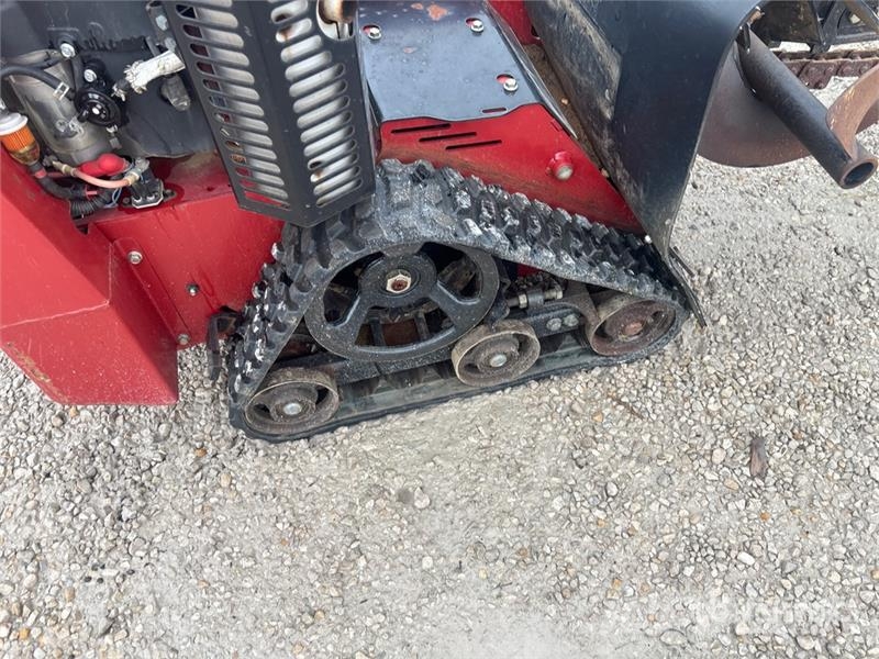 Toro TRX-250 Walk Behind Trencher Sleuvengravers