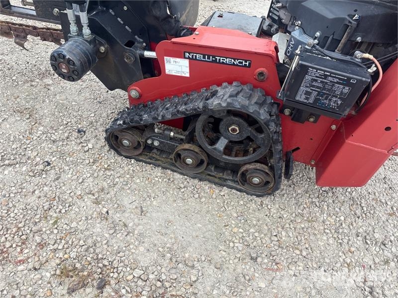 Toro TRX-250 Walk Behind Trencher Sleuvengravers