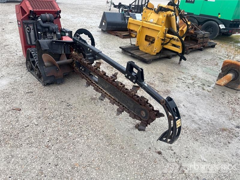 Toro TRX-250 Walk Behind Trencher Sleuvengravers
