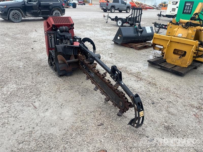 Toro TRX-250 Walk Behind Trencher Sleuvengravers