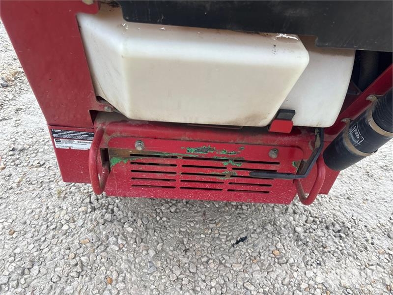 Toro TRX-250 Walk Behind Trencher Sleuvengravers