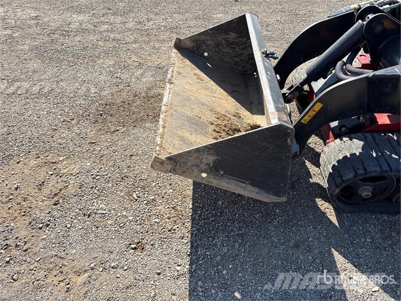 Toro TX525 Mini Compact Track Loader لوادر انزلاقية التوجيه