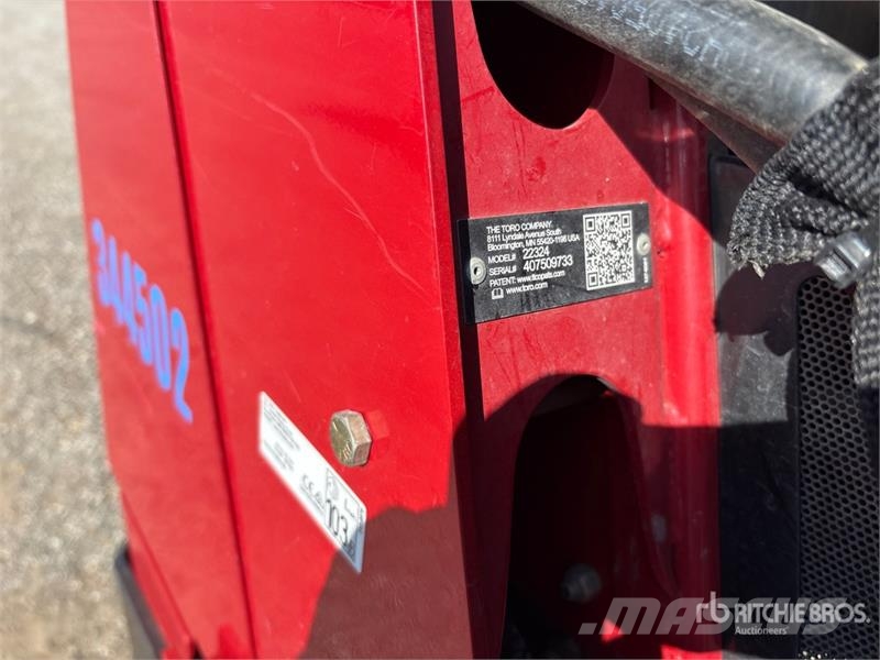 Toro TX525 Mini Compact Track Loader لوادر انزلاقية التوجيه