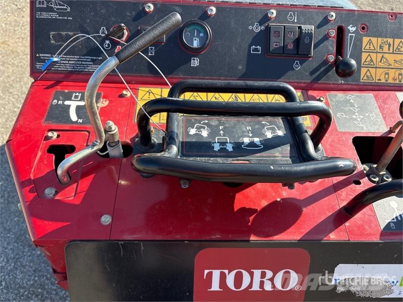 Toro TX525 Mini Compact Track Loader لوادر انزلاقية التوجيه