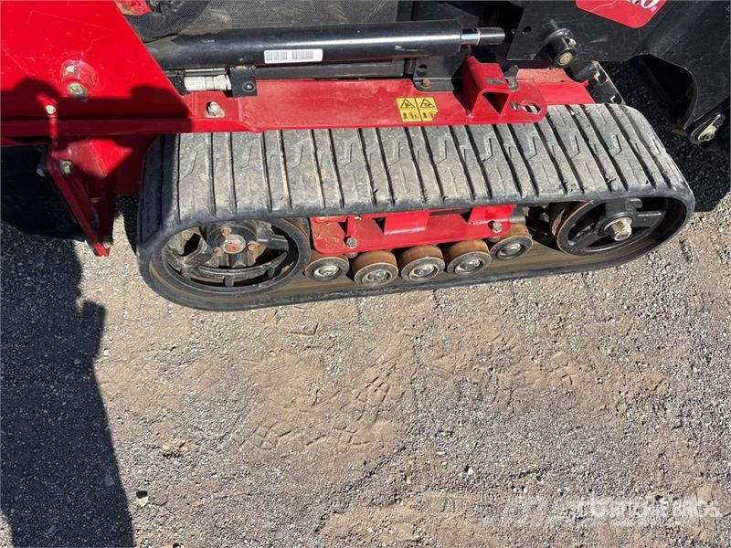 Toro TX525 Mini Compact Track Loader لوادر انزلاقية التوجيه