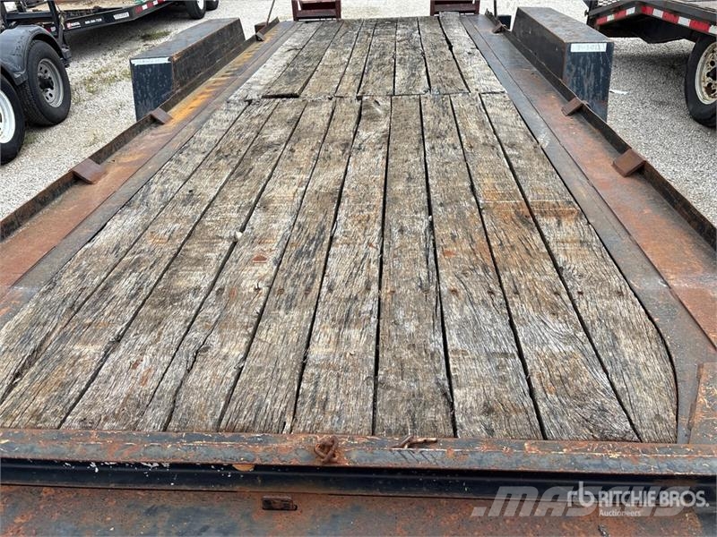 TOWMASTER 18 ft T/A Equipment Trailer Remorque porte engin