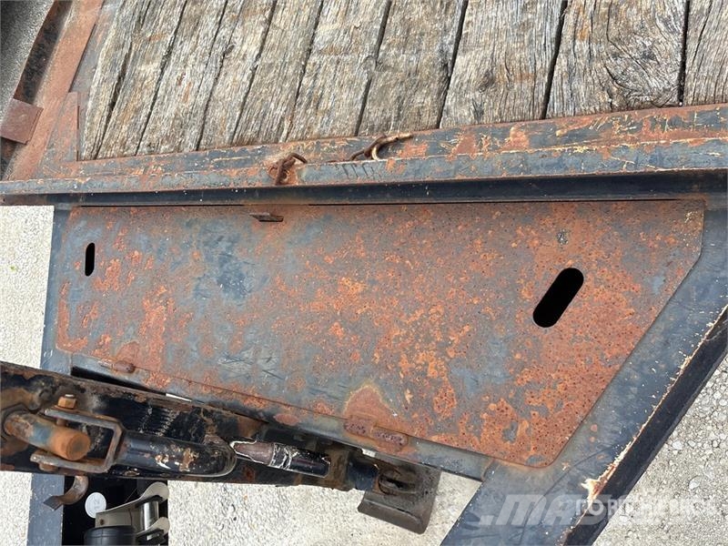 TOWMASTER 18 ft T/A Equipment Trailer Remorque porte engin