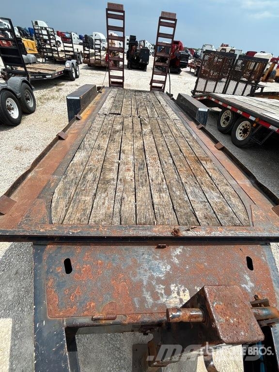 TOWMASTER 18 ft T/A Equipment Trailer Remorque porte engin