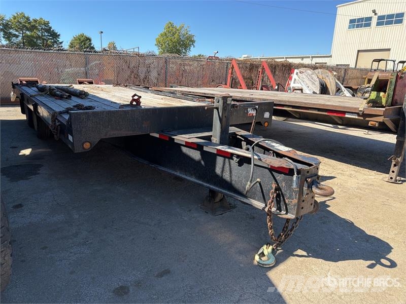 TOWMASTER DDT 24 ft T/A Equipment Trailer Autonkuljetusperävaunut