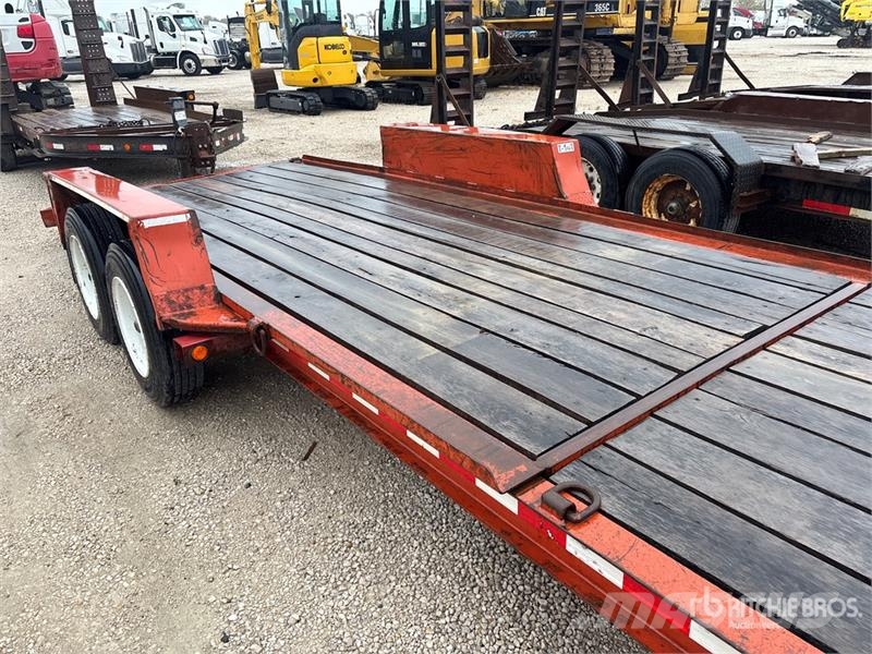 TOWMASTER T-14T 20 ft T/A Tilt Deck Trailer 低架裝載車